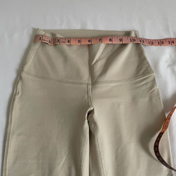 TNA Butter Flared Cream Leggings in Size XS - Picture 2 of 6